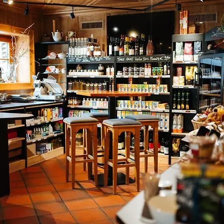 林登霍夫酒店 4* 湖畔的费尔德