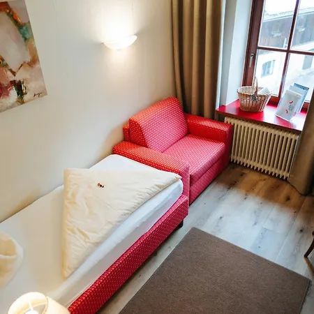 林登霍夫酒店 湖畔的费尔德